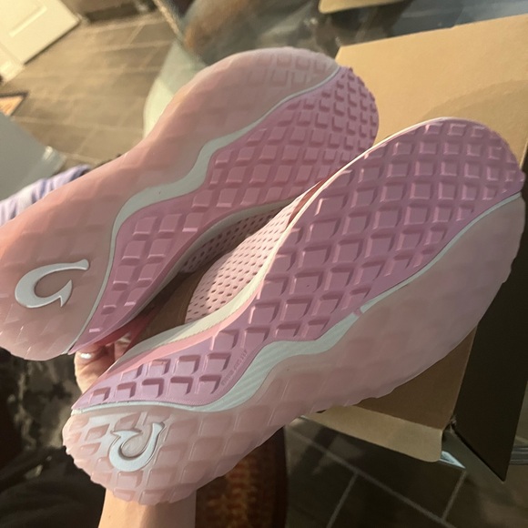 OluKai Wailuku Women’s Athletic Shoes - Picture 5 of 6